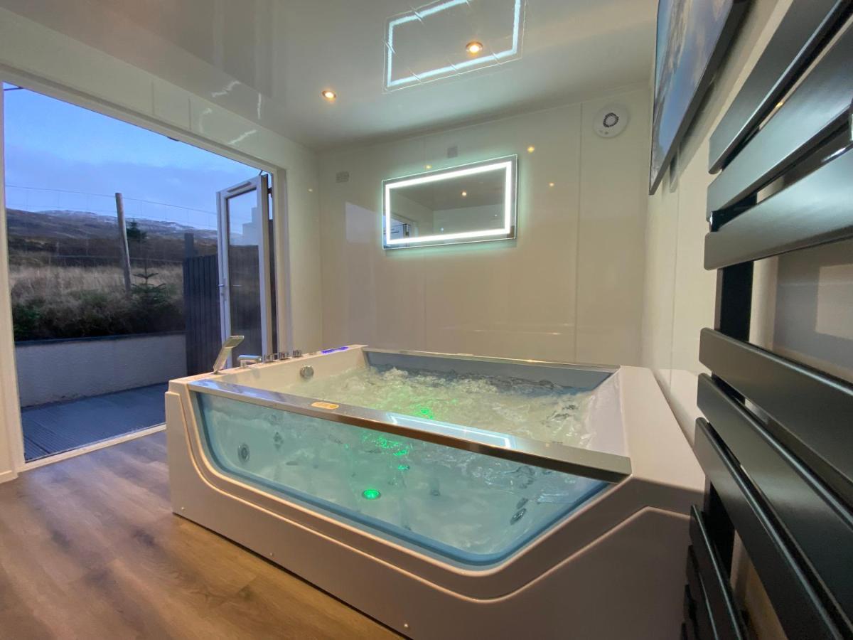 Highland Stays - Ben View Room & Jacuzzi Bath Fort William Ngoại thất bức ảnh