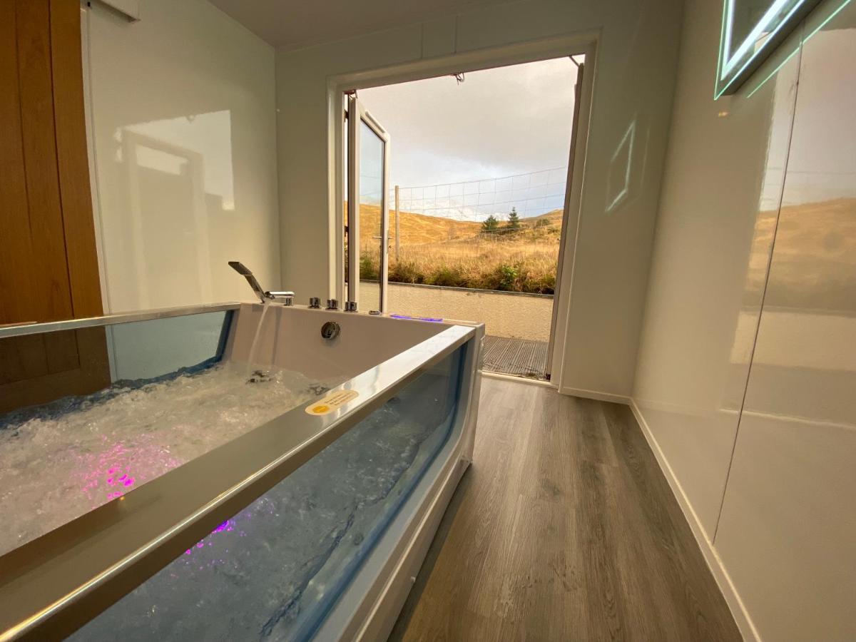 Highland Stays - Ben View Room & Jacuzzi Bath Fort William Ngoại thất bức ảnh