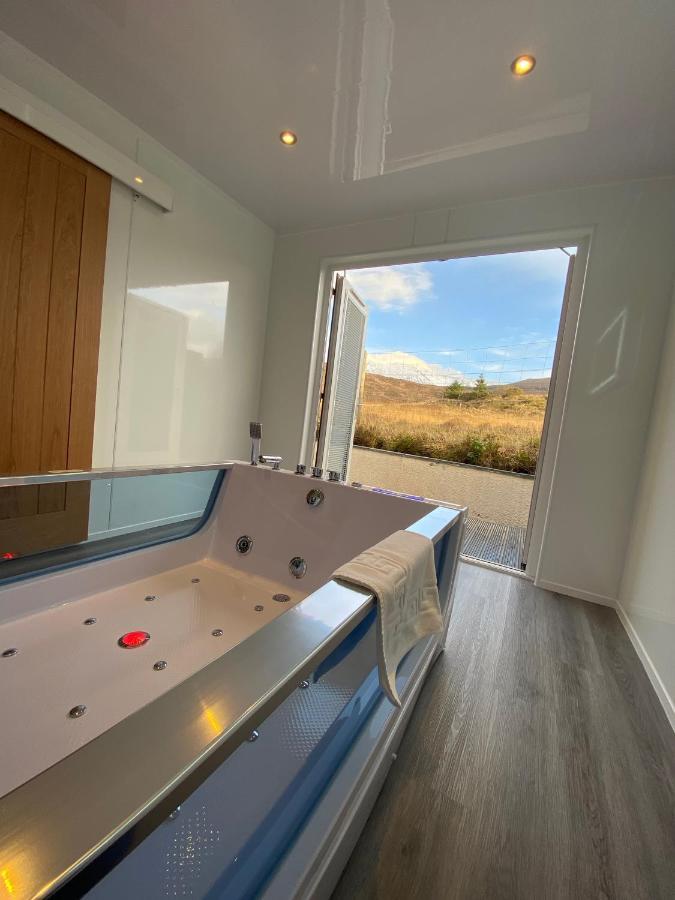 Highland Stays - Ben View Room & Jacuzzi Bath Fort William Ngoại thất bức ảnh